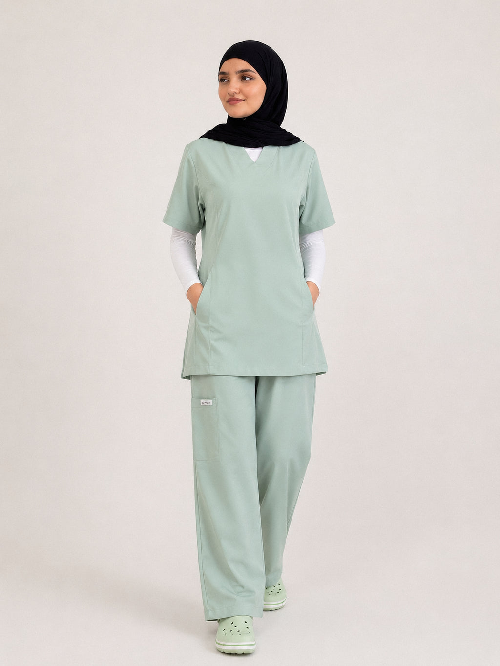 scrub yara-vert clair