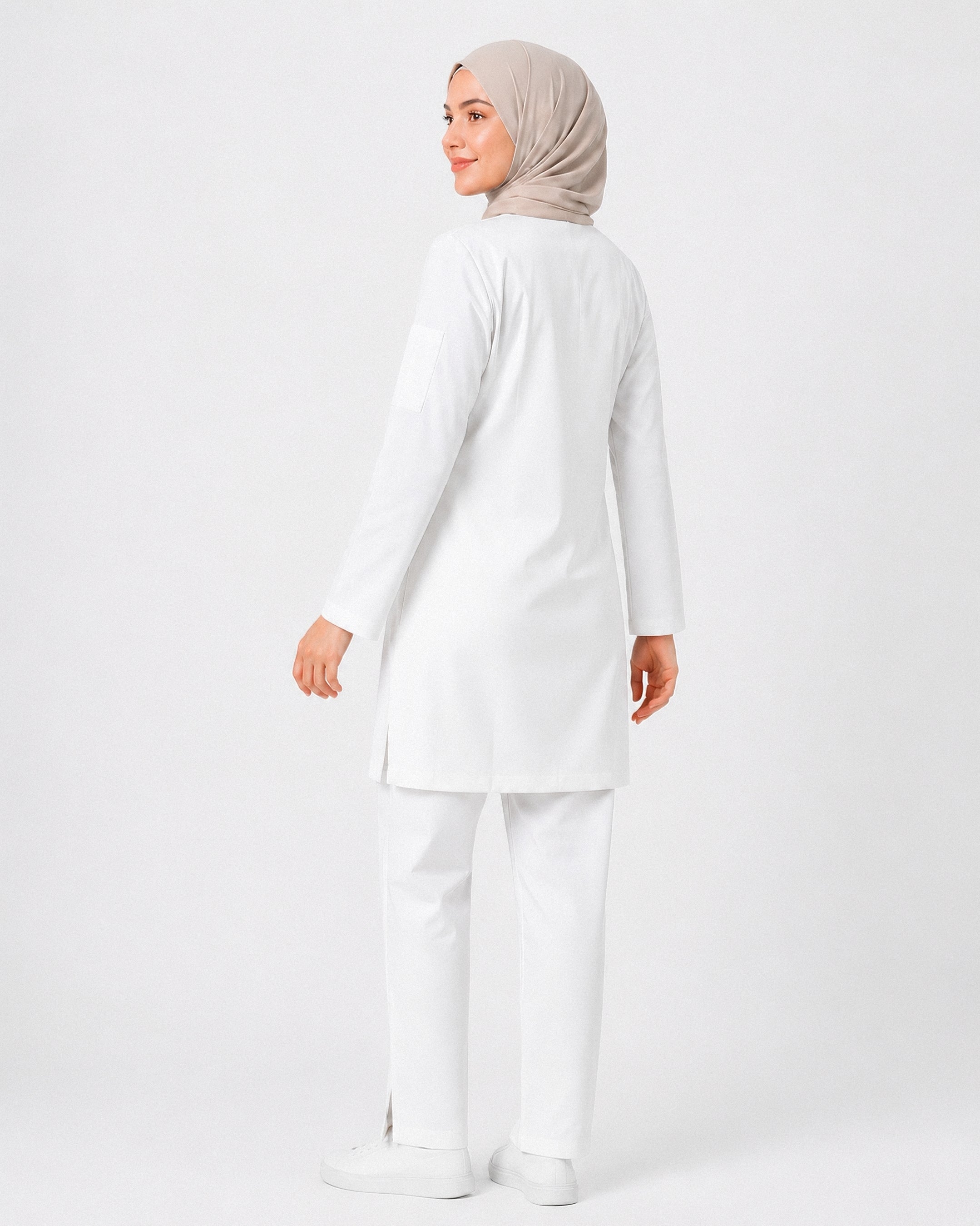 scrub rosa-blanc