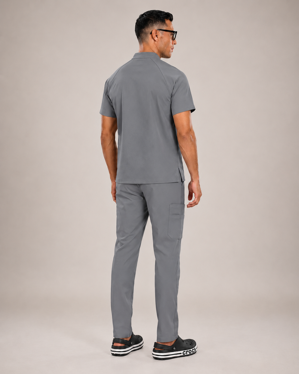 scrub homme-gris