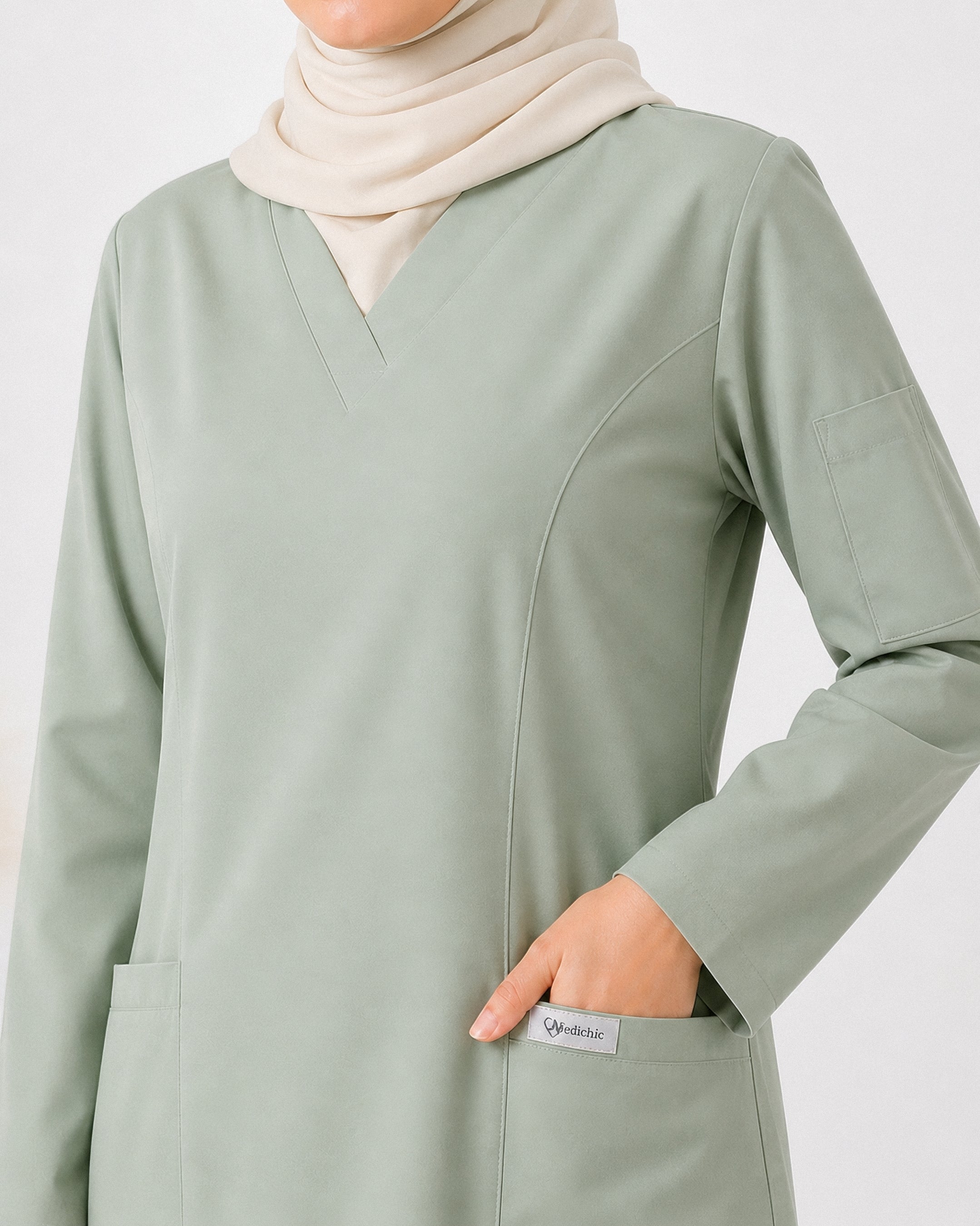 scrub rosa-vert clair
