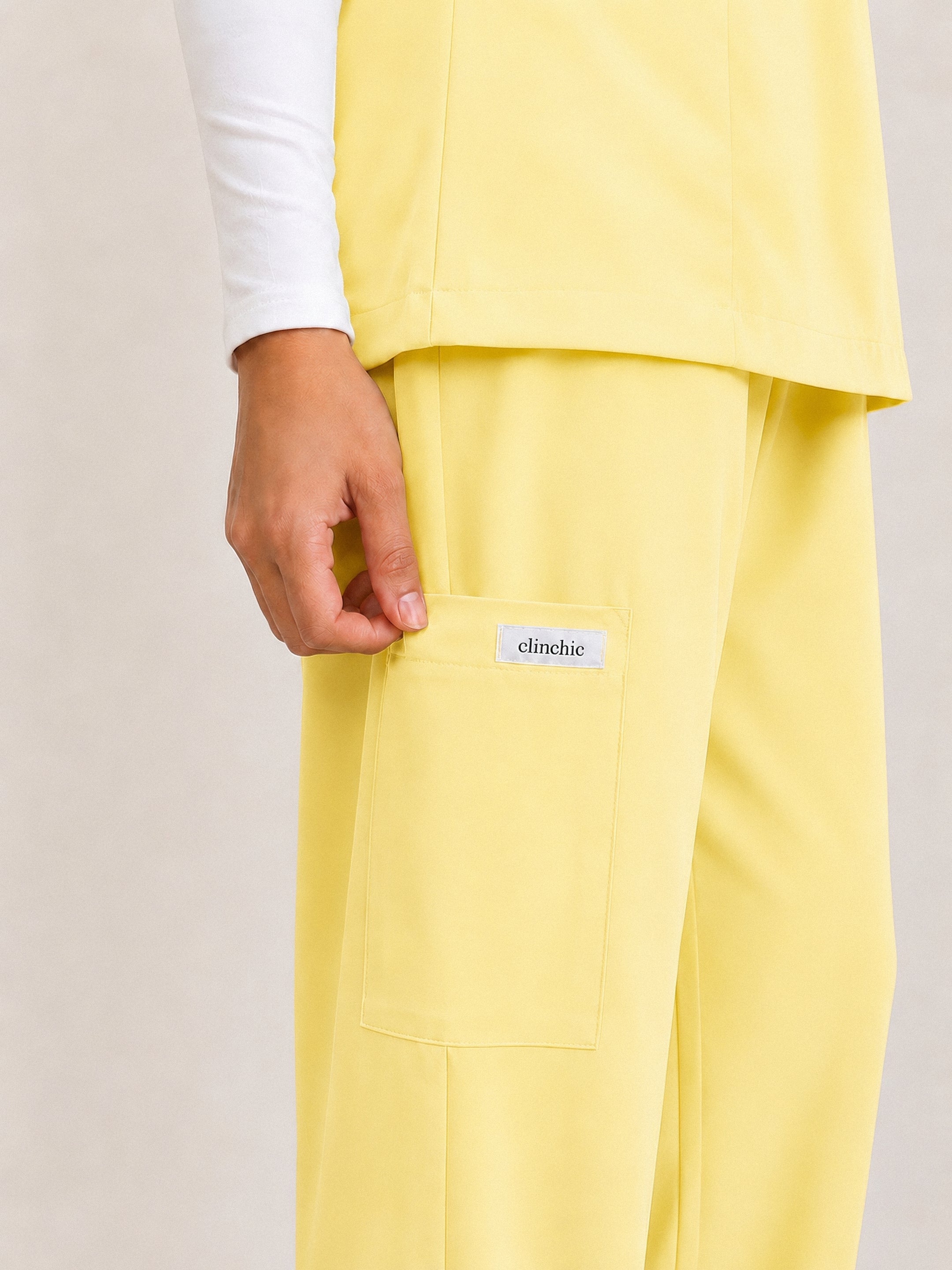 scrub yara-jaune