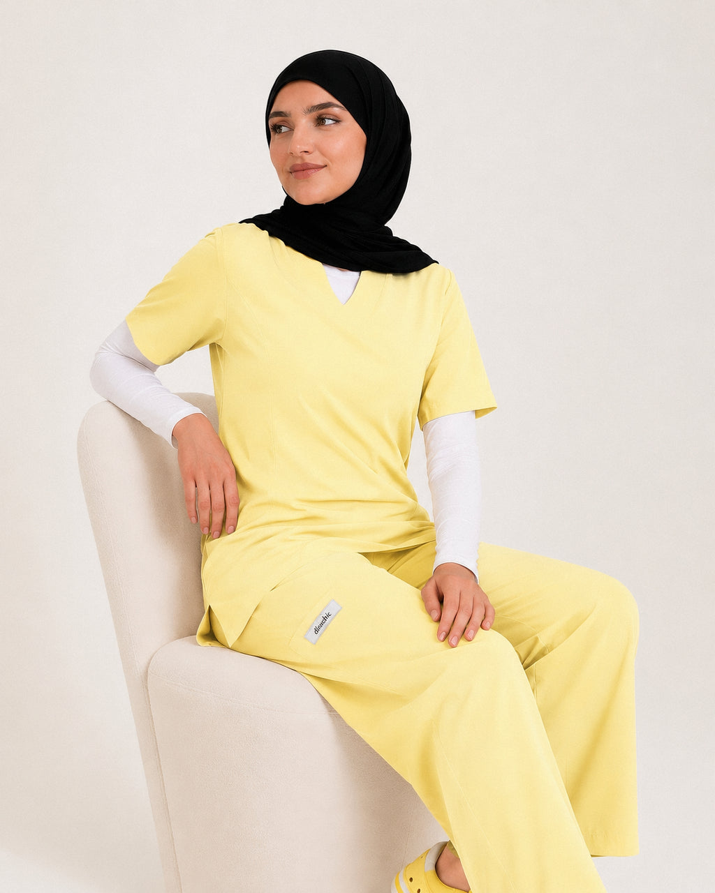 scrub yara-jaune