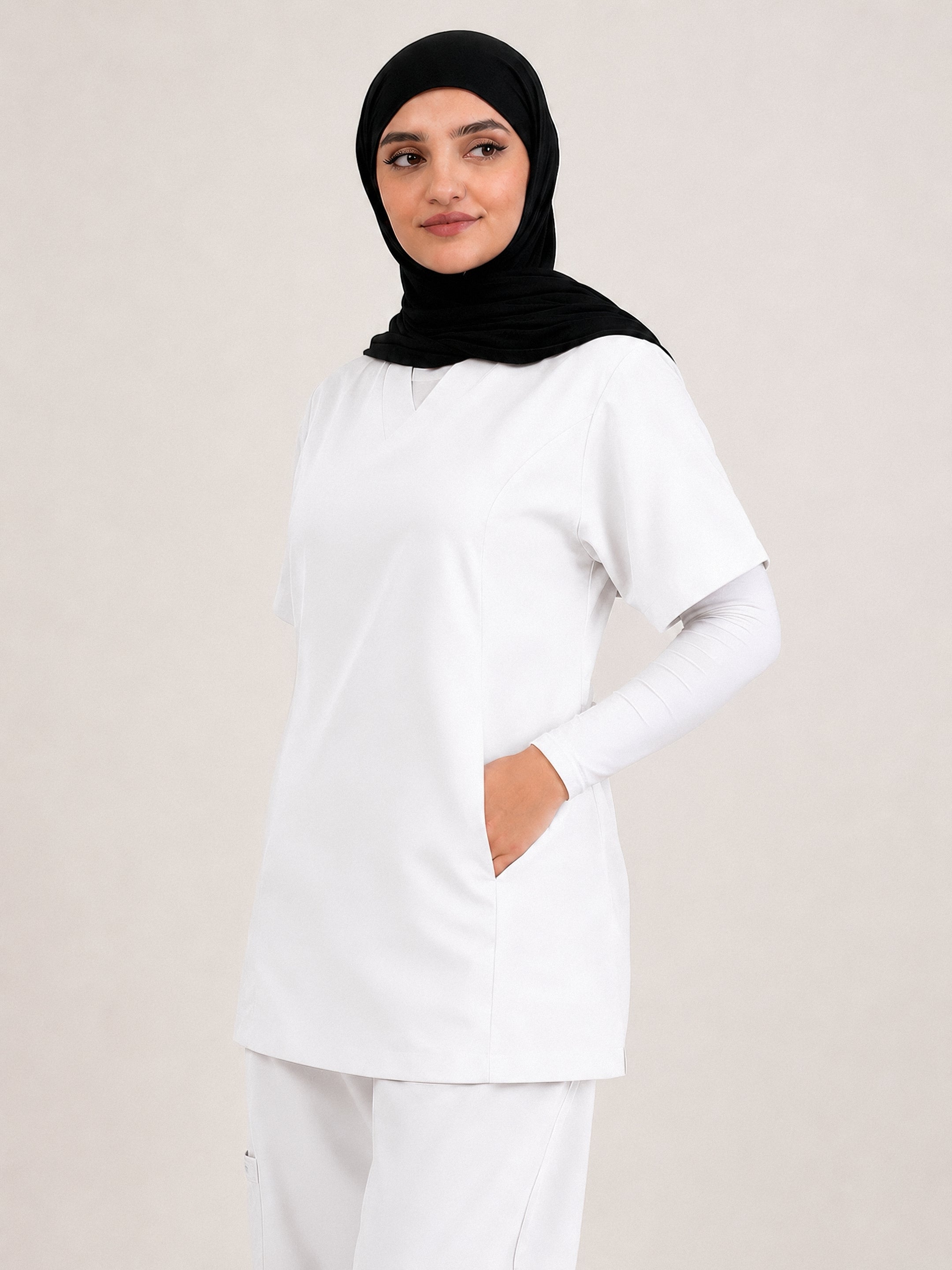 scrub yara-blanc